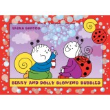 Berry and Dolly blowing bubbles - Bartos Erika