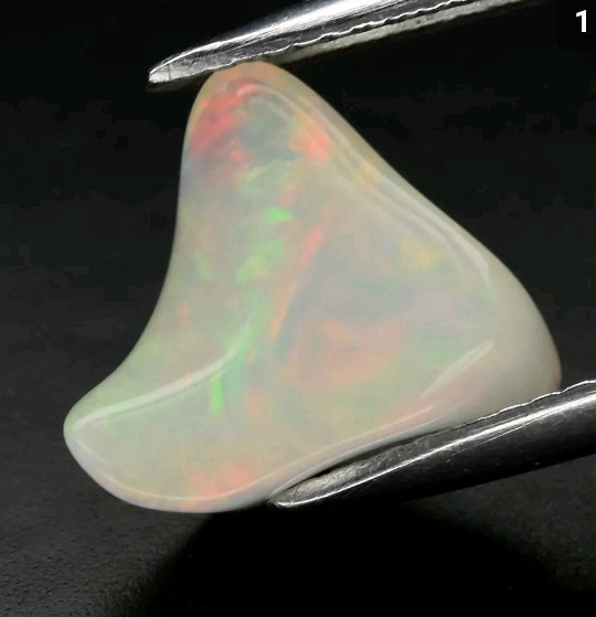 Opal brut 2.54 ct