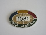 QW9 N2 65 - insigna - militar - paza aeroport, Romania de la 1950