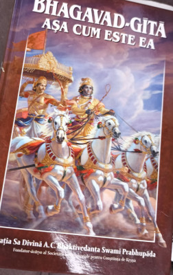 BHAGAVAD - GITA ASA CUM ESTE EA foto