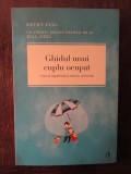 GHIDUL UNUI CUPLU OCUPAT-KATHY PEEL