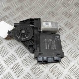 Motor macara geam ușă dreapta față VOLVO XC90 II 2018 OEM: 31674757 29492107