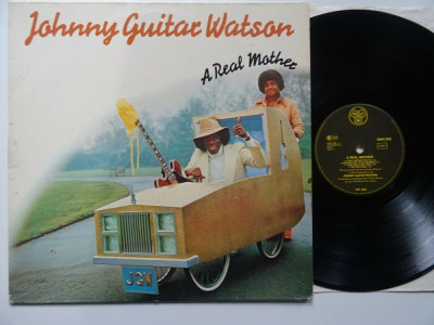 LP (vinil) Johnny Guitar Watson - A Real Mother (VG+) foto