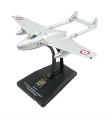 Macheta Avion Macchi Dh100 De Havilland Bombardier Vampire 1:100 foto
