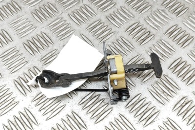 Limitator ușă dreapta față RENAULT TWINGO II CN0_ 2010 OEM: 8200385349 28335006 foto
