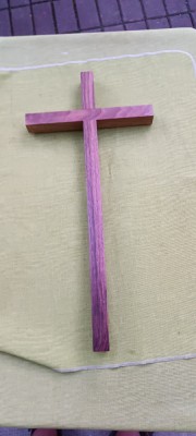Crucifix simplu din lemn 50 x 23 cm foto