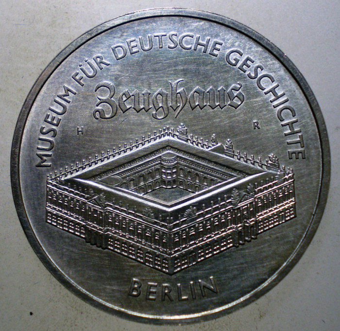 7.374 GERMANIA RDG DDR MUSEUM ZEUGHAUS 5 MARK 1990 A XF/AUNC
