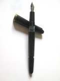 Rar! Stilou romanesc de colectie marca ACM Cibin din anii 60 cu pistonul perfect functional,fabricat de Archimet Sibiu dupa modelul Montblanc 342