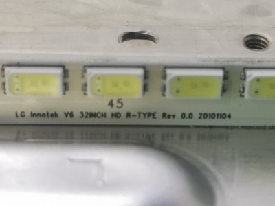 Set Barete LED LG Innotek V6 32INCH HD Rev 0.0 20101104 Ecran LC320EXE(SD)N6) foto