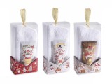 Cumpara ieftin Set 3 creme picioare parfumate 3 perechi sosete cadou Craciun cm 8,5x5,5x18 H, 60 ml