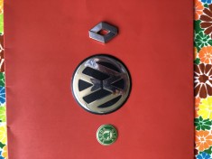 3 EMBLEME AUTO (VW,SKODA,RENAULT) PT COLECTIONARI