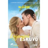 Gy&ouml;ny&ouml;rű esk&uuml;vő - Filmes bor&iacute;t&oacute;val - Jamie McGuire