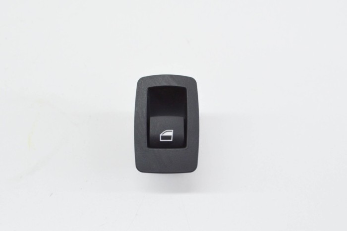 Buton geam ușă dreapta spate BMW 1 F20 2012 OEM: 9208106 17770191