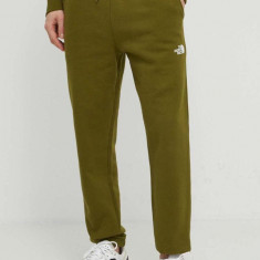 The North Face pantaloni de trening din bumbac culoarea verde, cu imprimeu, NF0A87DEPIB1