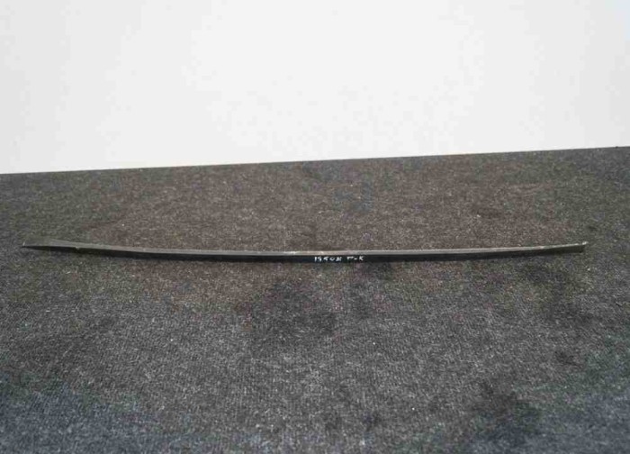 Ornament vertical parbriz st&acirc;nga VW PASSAT Variant B6 3C5 2006 OEM: 3C0854327A