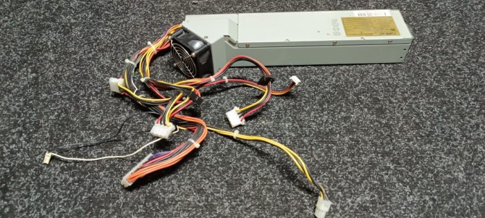 Sursă alimentare dedicată PC Compaq PDP-124P