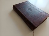 LITURGHIER 1912 COPERTI ORIGINALE:DUMNEZEESTILE LITURGHII ALE SF. IOAN, VASILIE SI GRIGORIE, TIPARITE CU APROBAREA SF.SINOD IN ZILELE REGELUI CAROL I