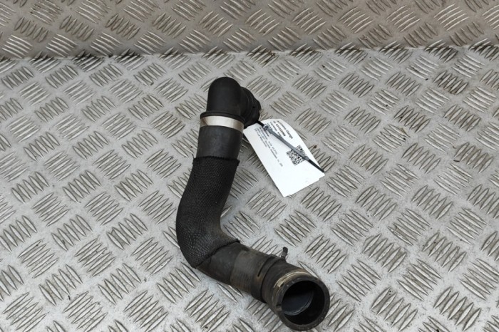 Furtun de lichid de răcire AUDI A5 F53 2017 OEM: 8W0122101AA 31222008