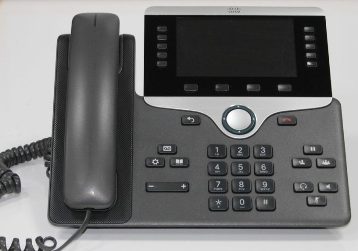 Cisco 8851