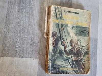 Mesterii din fundul apei de C.Zolotovschi foto