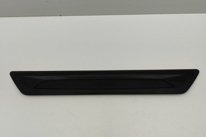 Ornament prag st&acirc;nga față BMW X2 F39 2023 OEM: 7263315 30744845