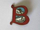 Cumpara ieftin Insigna sportiva BONDONE Italia, Concurs de schi, sky