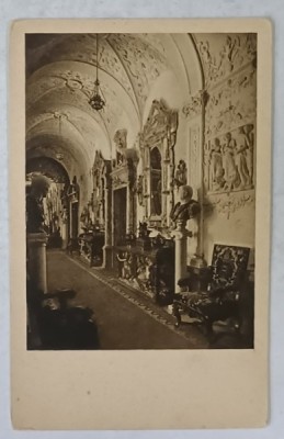 CASTELUL PELES , CORIDORUL DE LA PARTER , CARTE POSTALA , INTERBELICA foto