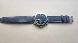 C973-Ceas AVON China CE nou nefolosit quartz otel cadran mare.