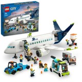 LEGO&reg; City - Avion de pasageri 60367, 913 piese