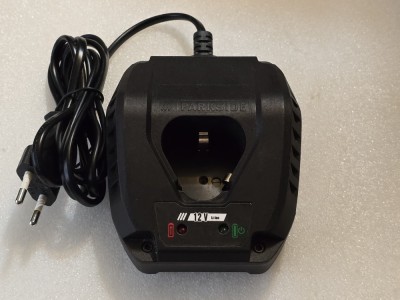 Incarcator pentru acumulatori Parkside , model PAHS 12 B2-2 12.6 V- 2400 mA foto