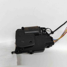 Motoras clapetă aeroterma NISSAN TITAN 2005 OEM: 4ASH-19E616-GB 28998537