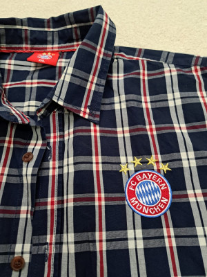 camasa barbateasca Bayern Munchen foto