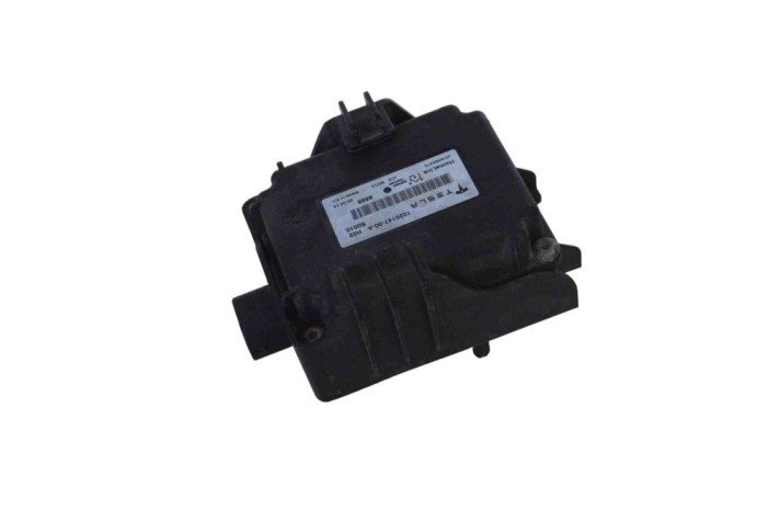 Modul de control Bluetooth TESLA MODEL S 2014 OEM: 1020147-00-A 20766880