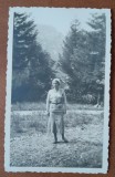 Fotografie, Stella, mama lui Geo Litarczek, parintele radiologiei romanesti, la Busteni, 1931