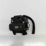 Port USB/AUX-In PORSCHE CAYENNE 92A 2011 OEM: 7PP035727B,7PP.035.727.B | 30026704