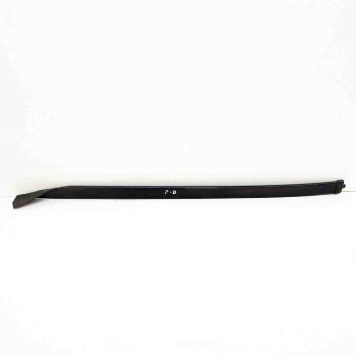 Ornament vertical parbriz dreapta CADILLAC SRX 2007