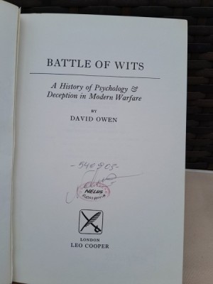 Battle of wits: A history of psychology &amp;amp; deception in modern warfare - Davin Owen foto