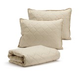 Cumpara ieftin Cuvertura dublu trafic 200x220 Sweet V3 Crem, 2 perne 50x70 cm