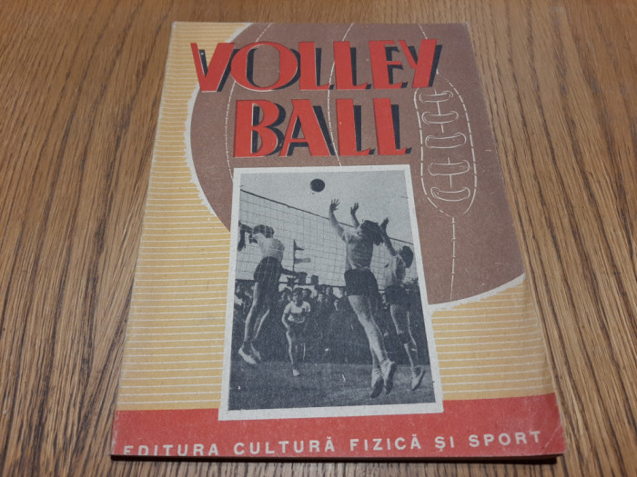 VOLLEYBALL - Manual pentru Colectivele Sportive - A. A. Potasnic - 1950, 112 p.