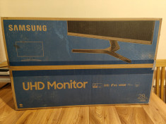 Monitor LED IPS Samsung 28&amp;quot; 4K UHD HDR10+ FreeSync foto