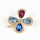 Brosa martisor trifoi cu pietre multicolore