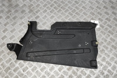 Scut motor st&amp;acirc;nga spate BMW 3 G20, G28 2019 OEM: 7435656 | 28295558 foto