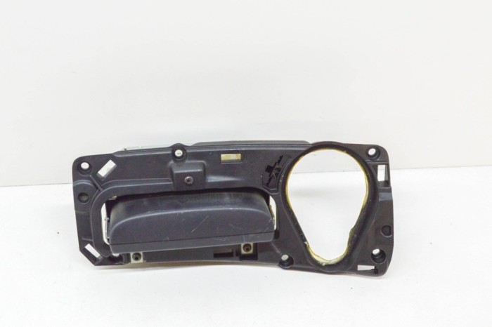 Ecran de navigație VOLVO XC70 II 2011 OEM: 31282523,3AF351L,30672405 12048534