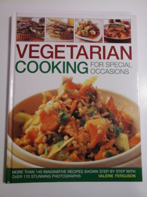 VEGETARIAN COOKING FOR SPECIAL OCCASIONS - MORE THEN 140 IMAGINATIVE RECIPES SHOWN STEP BY STEP WITH OVER 170 STUNNING PHOTOGRAPHS - VALERIE foto