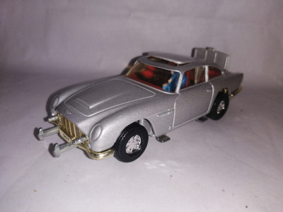 bnk jc Corgi 271/1 - James Bond 007 Aston Martin DB5 - 1/36 foto