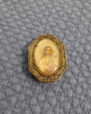 Cutiuta mica religioasa