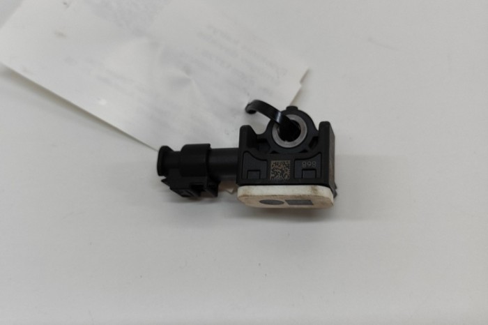 Senzor de impact st&acirc;nga față BMW 3 Gran Turismo F34 2013 OEM: 9234989 30813726