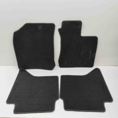 Set covorașe TOYOTA HILUX VII Pick-up _N1_, _N2_, _N3_ 2012 OEM: PZ49C-NP358-FA foto