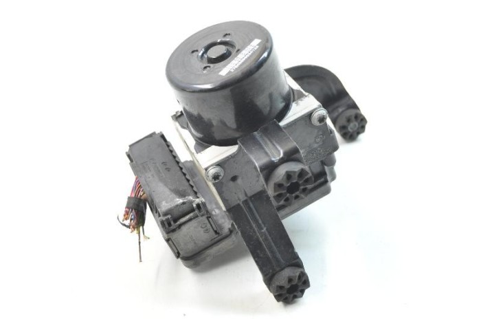Pompa ABS BMW 3 F30, F80 2012 OEM: Sedan | 4020026