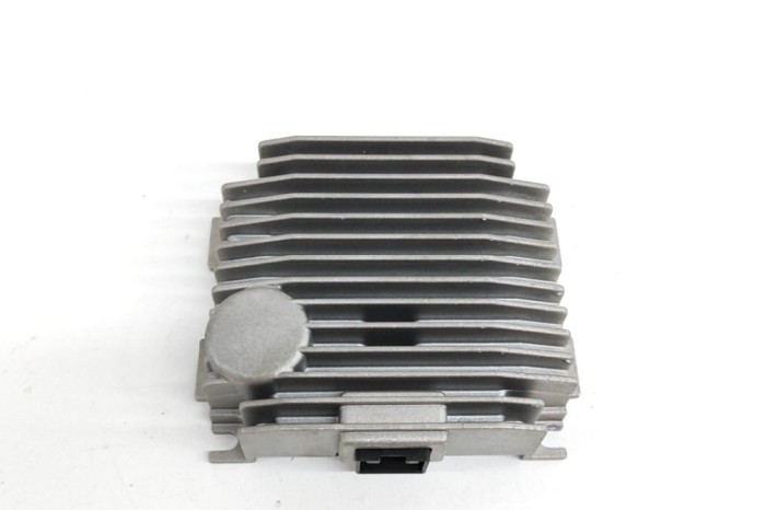 Amplificator de sunet PORSCHE Taycan 2021 OEM: 9J1035335J,9J1.035.335.J,3F0035335 | 23955553